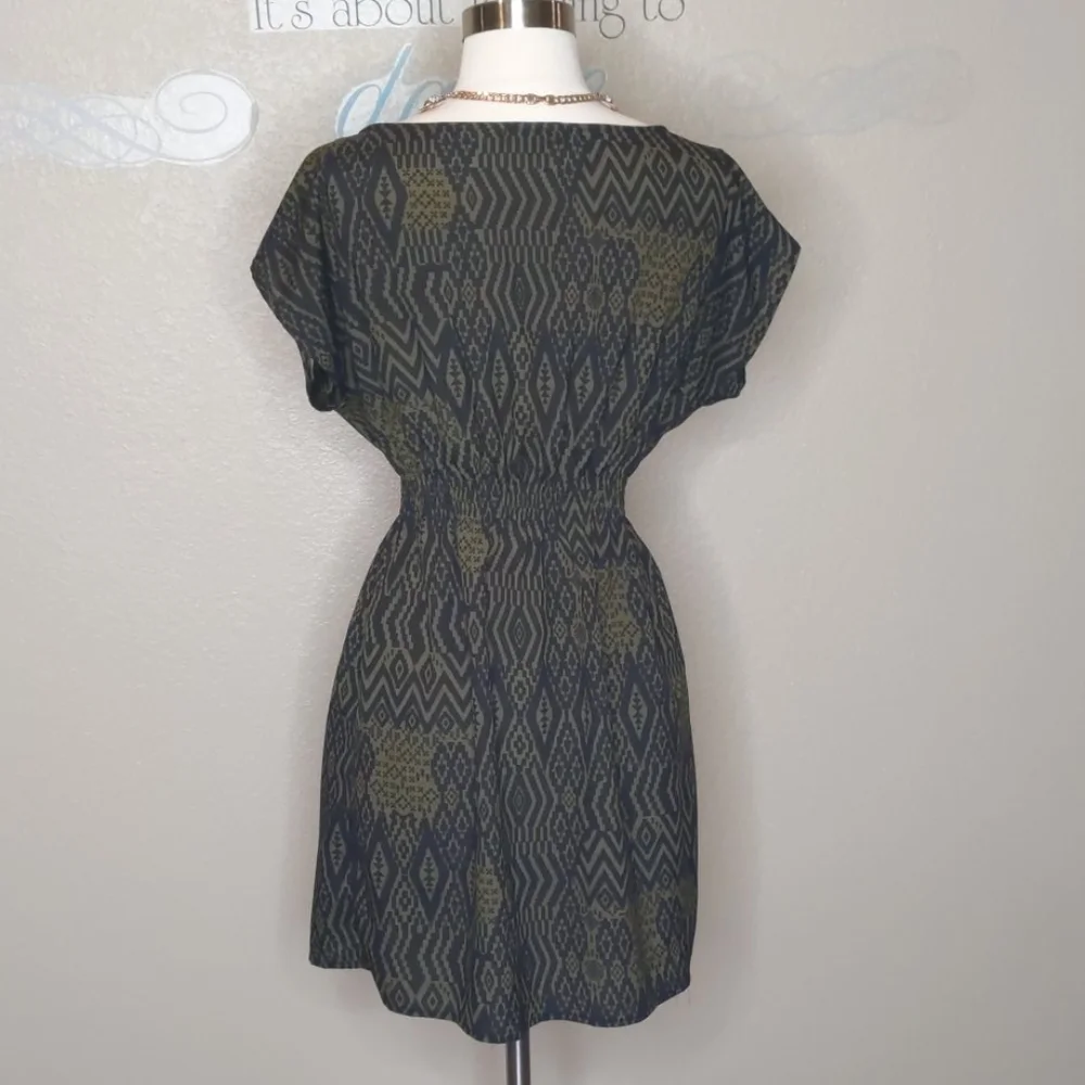 One Clothing Dress Black and Olive  Green Size Small